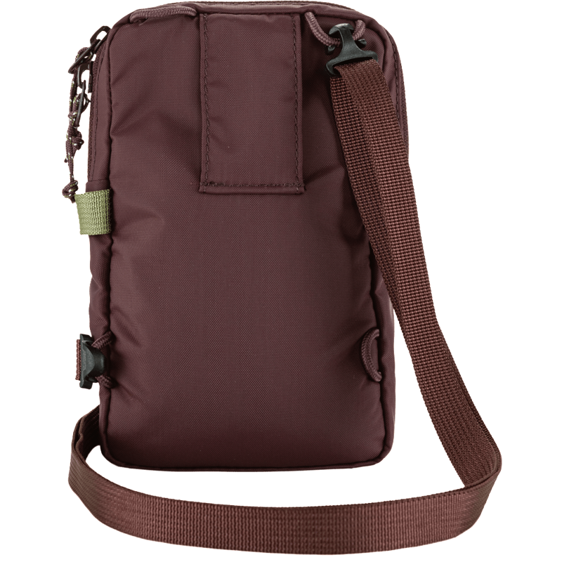 Fjallraven High Coast Pocket in Blackberry-1