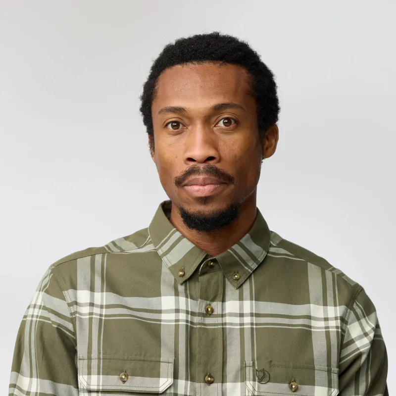 Fjallraven Ovik Lite Flannel Shirt Mens in Laurel Green/Chalk White-3