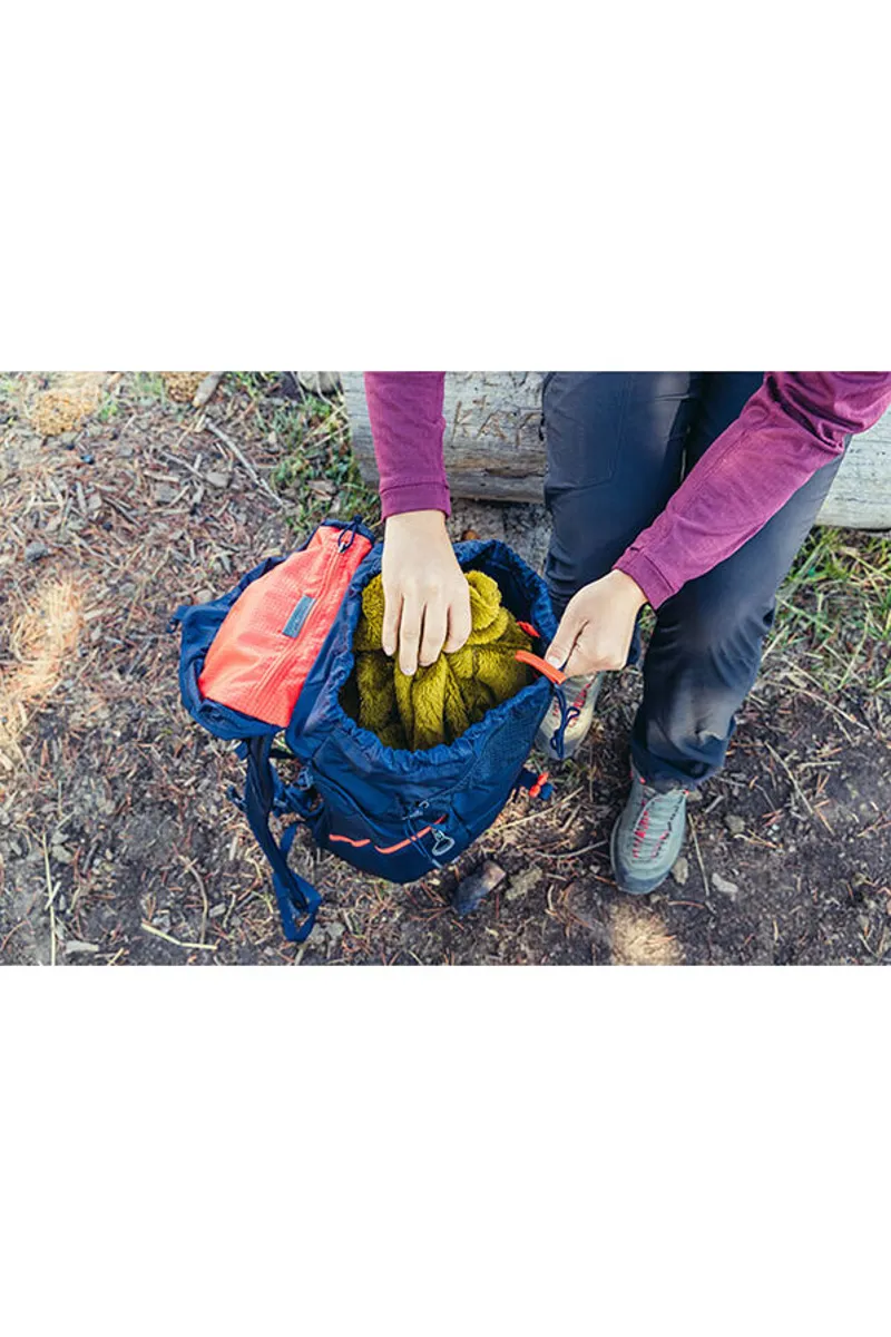 Gregory Arrio 30 Hiking Rucksack in Spark Navy-6