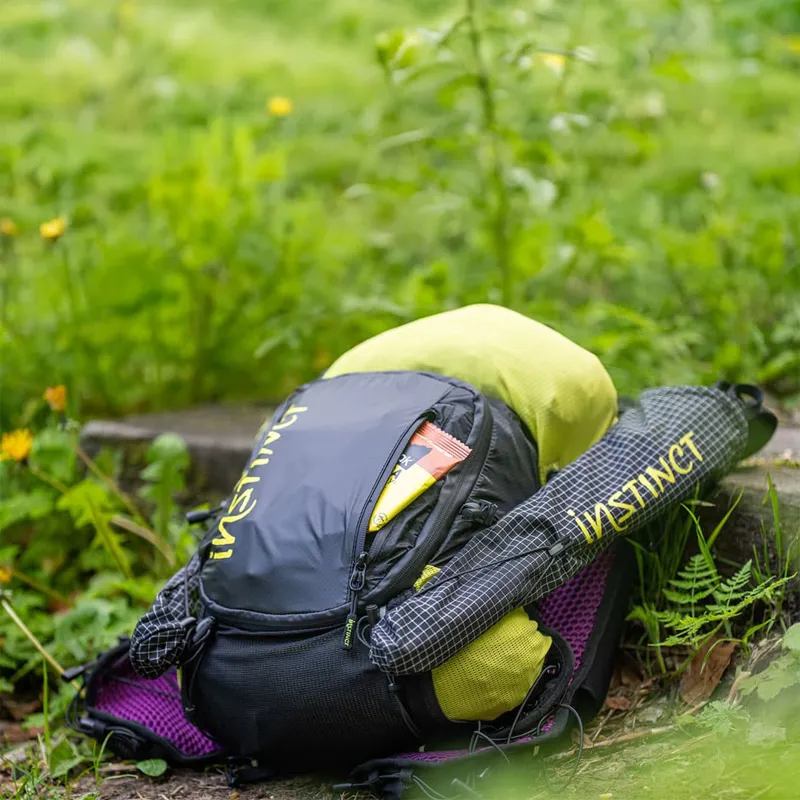 Instinct Eklipse 12L Black Edition Hydration Vest in Black-3