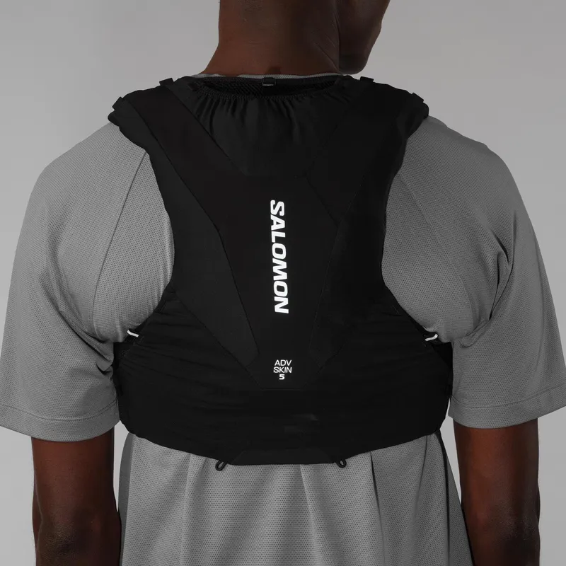 Salomon ADV Skin 5 Set Hydration Vest in Black-9