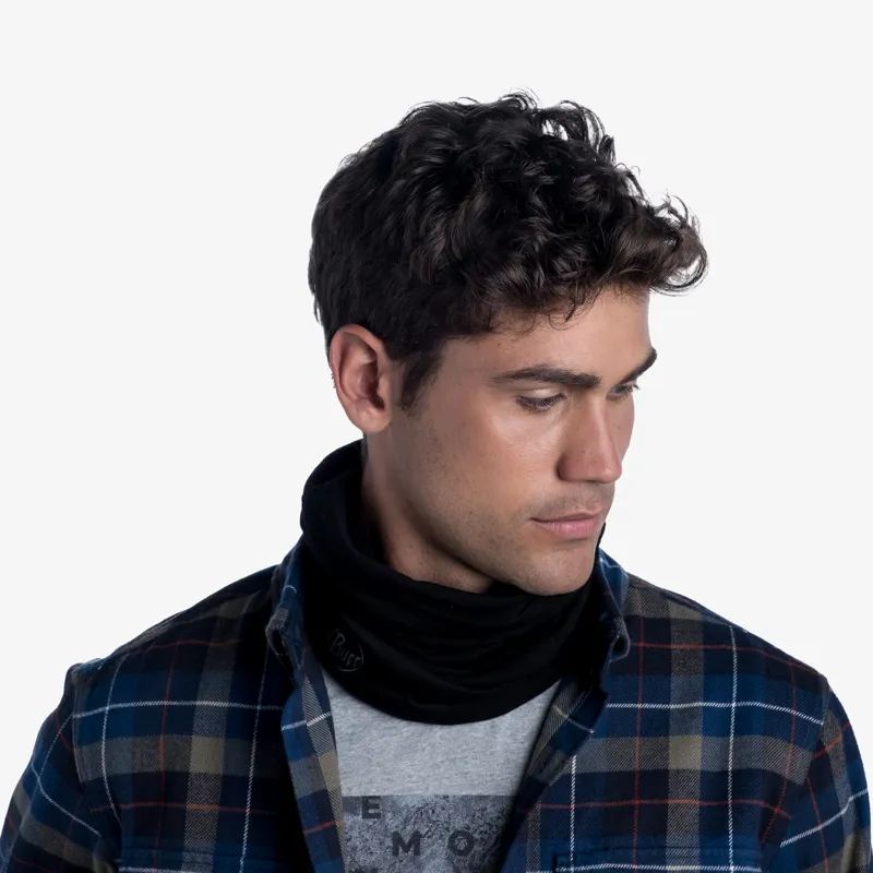 Buff Midweight Merino Wool Multifunctional in Solid Black-6