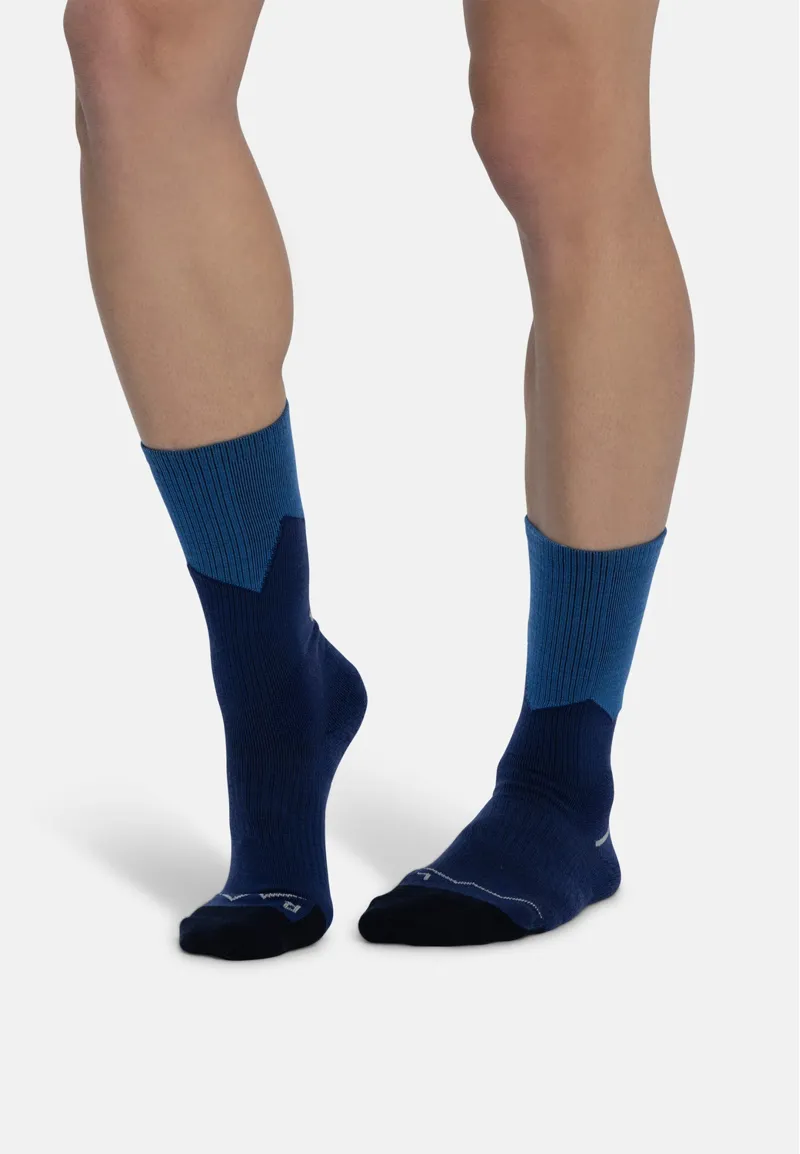 Buff Merino Midweight Crew Socks in Blue-4