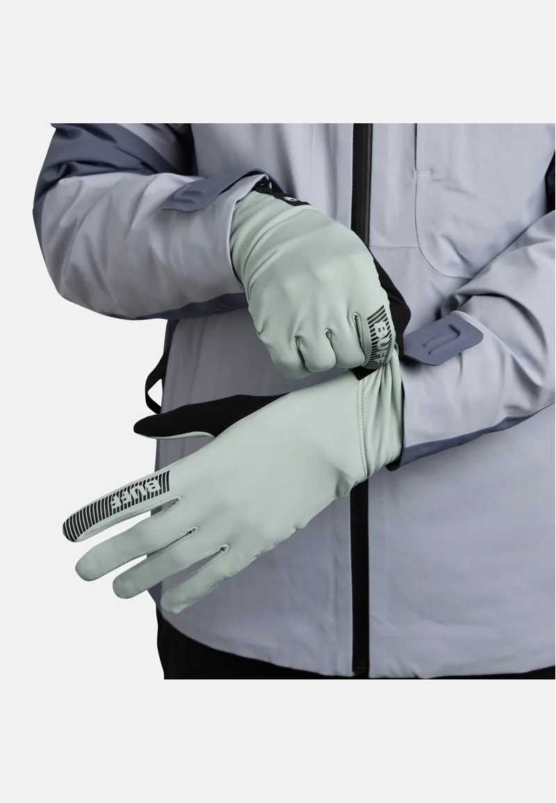Buff ThermoNet Gloves in Aqua Haze-3