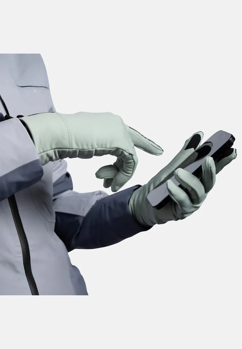 Buff ThermoNet Gloves in Aqua Haze-5