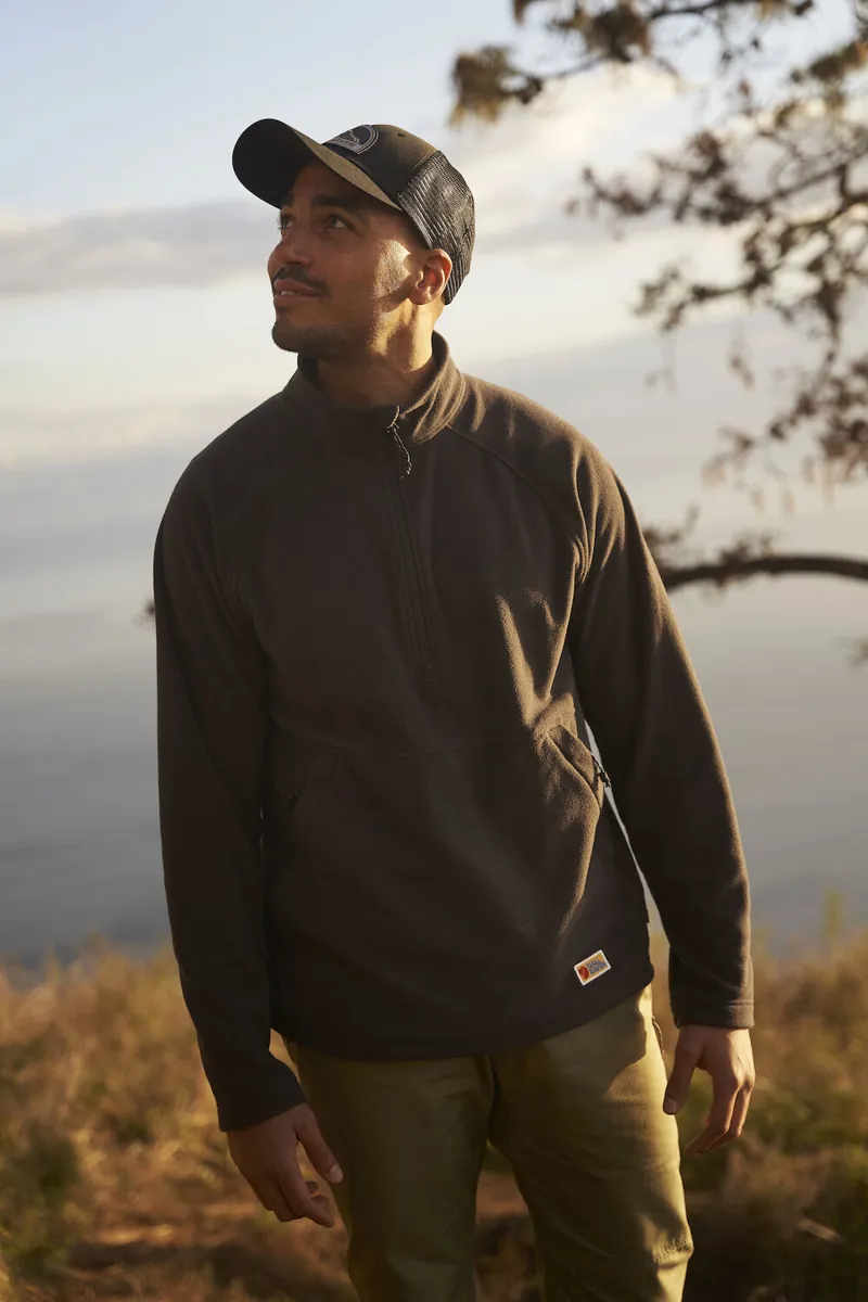 Fjallraven Badge Langtradarkeps Cap in Green-4