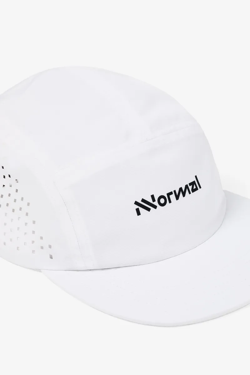 Nnormal Race Cap Unisex in White-1