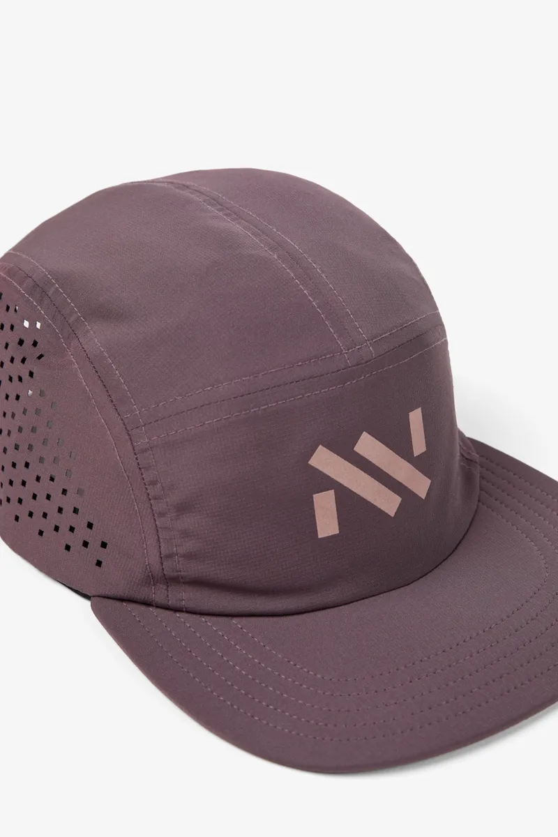 Nnormal Race Cap Unisex in Purple-1