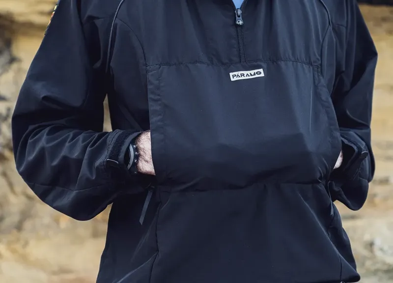 Paramo Classic Fuera Windproof Smock Unisex in Cobalt Blue-11