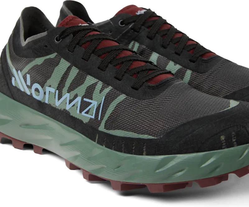 Nnormal Kjerag Brut Unisex Trail Running Shoe in Red/Green-7