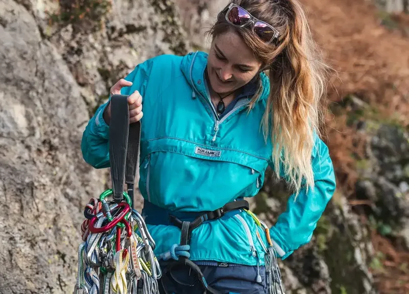 Paramo Velez Adventure Light Smock Womens in Elderberry-8