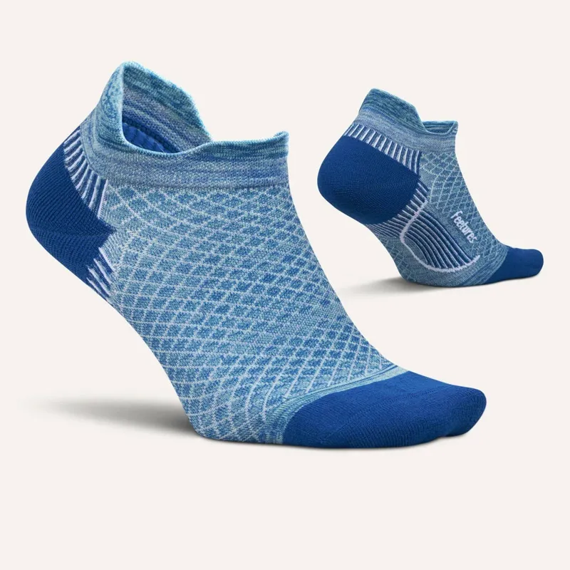 Feetures PF Relief Light Cushion Tab Unisex Socks in Sapphire-1
