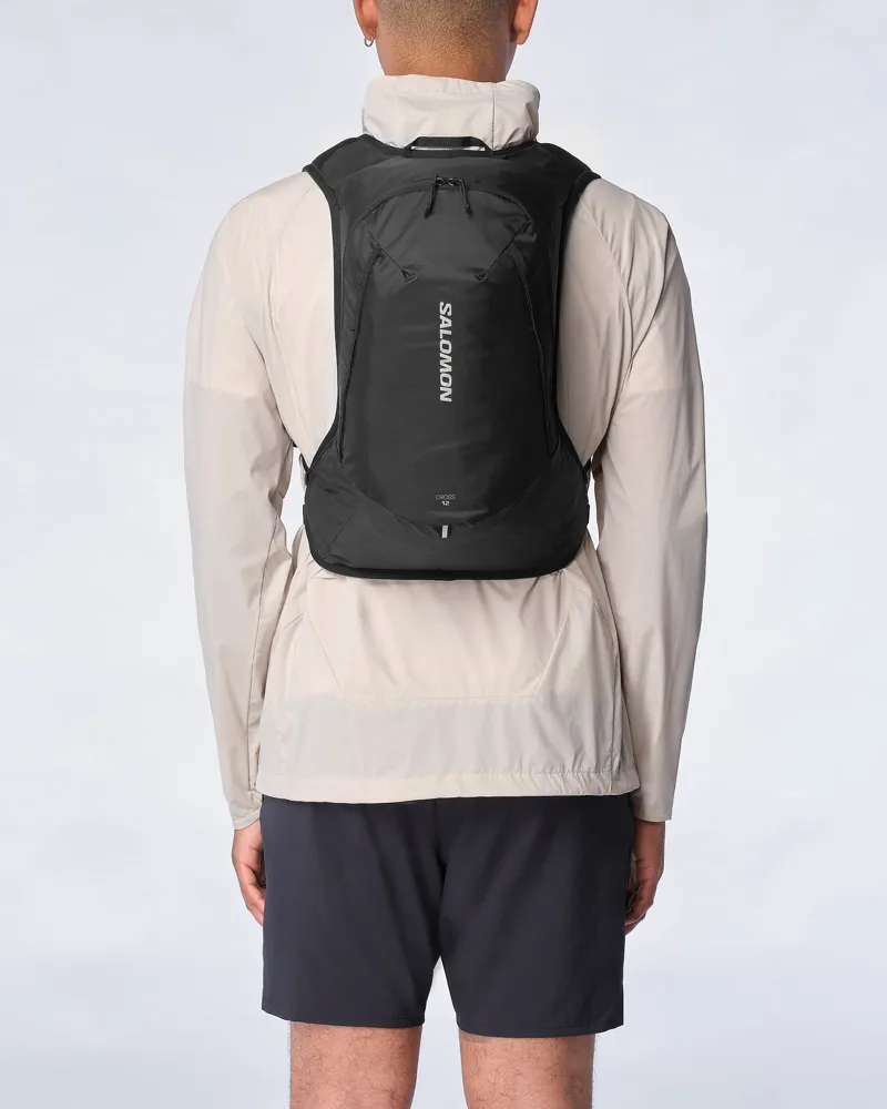 Salomon Cross 12 Trail Running Pack Unisex in Black-3
