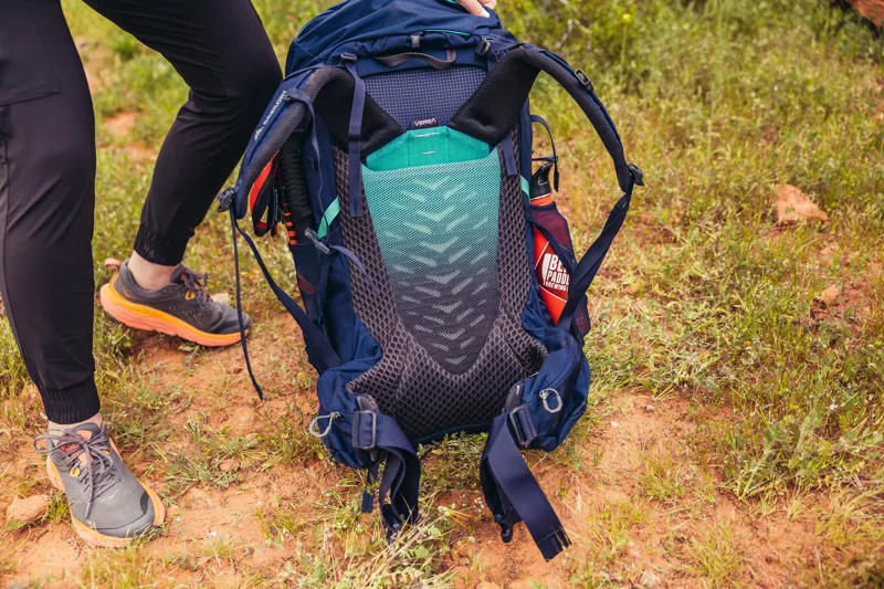 Gregory Amber 54 EU Rucksack in Coral Blue-11