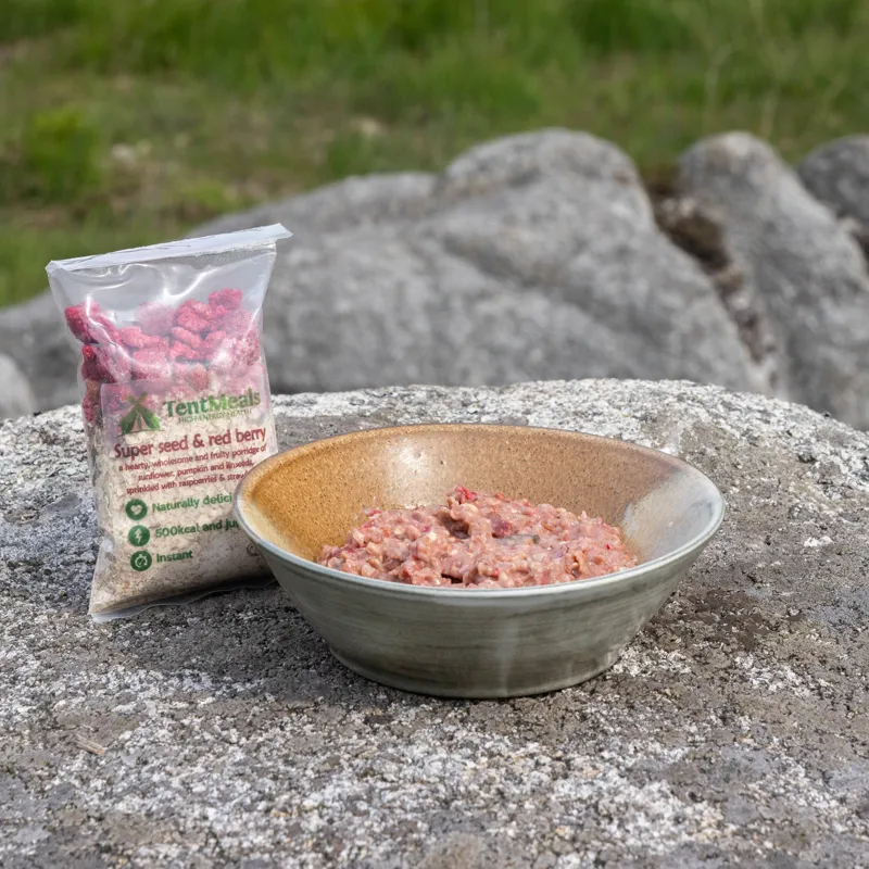 TentMeals Super Seed and Red Berry Breakfast 500 kcal-1