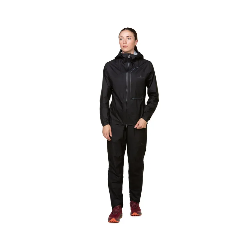Ronhill Tech Fortify Jacket Womens in All Black-2