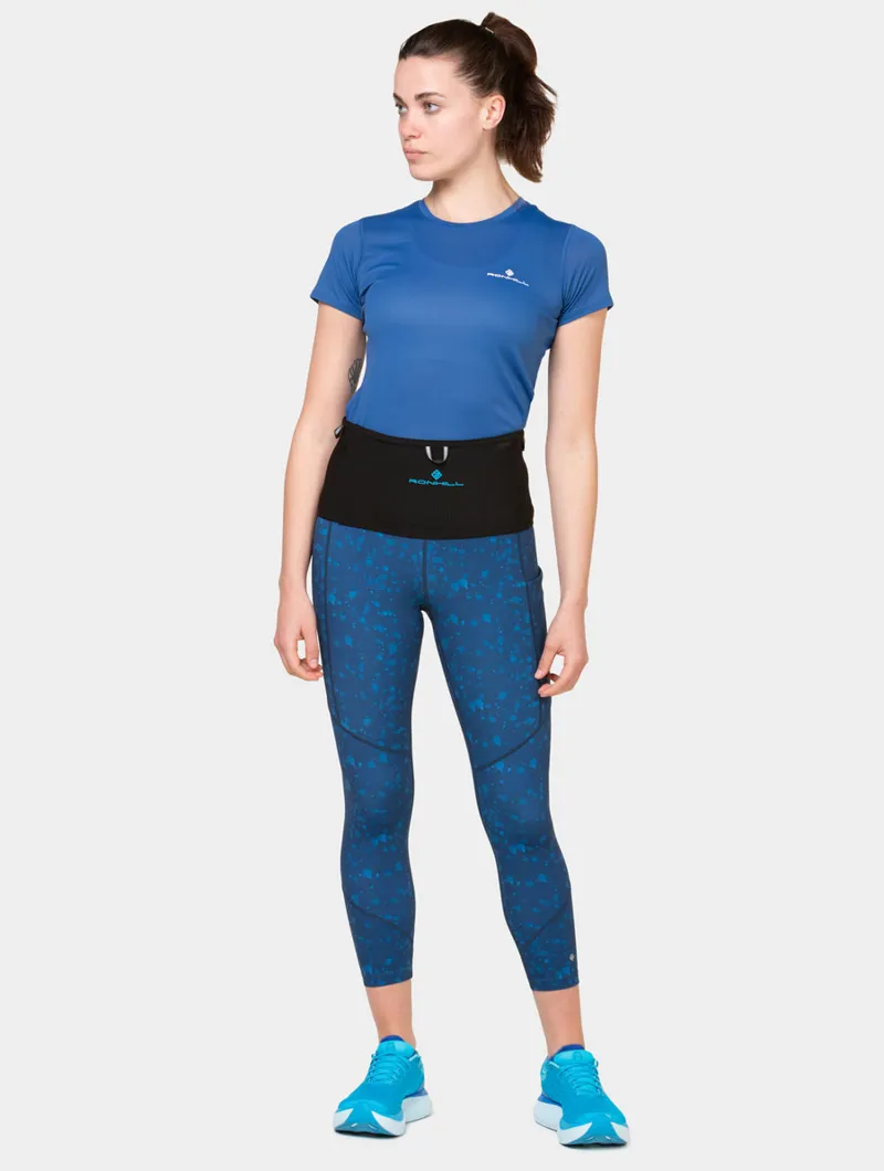 Ronhill 360 Waistband in All Black-6