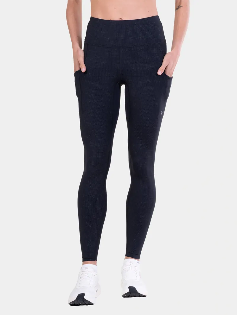 Ronhill Women's Tech Reflect Lux Tights in Black/Reflect-7