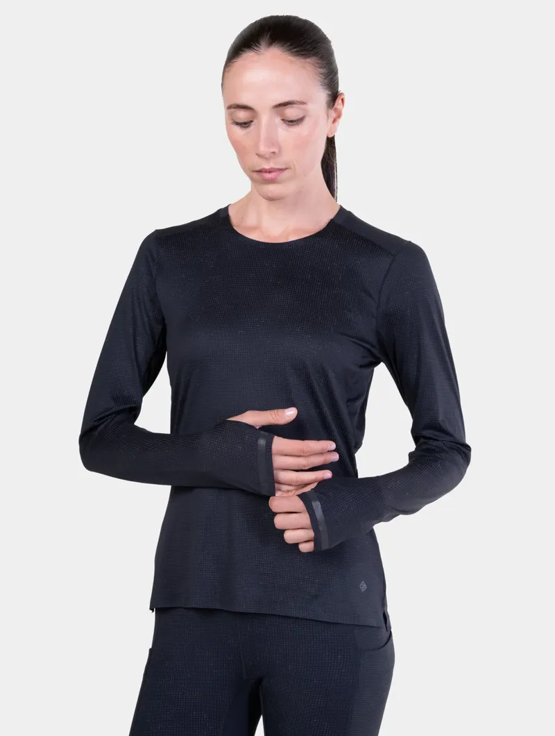 Ronhill Tech Reflect Lux Long Sleeve Tee Womens in Black/Reflect-6