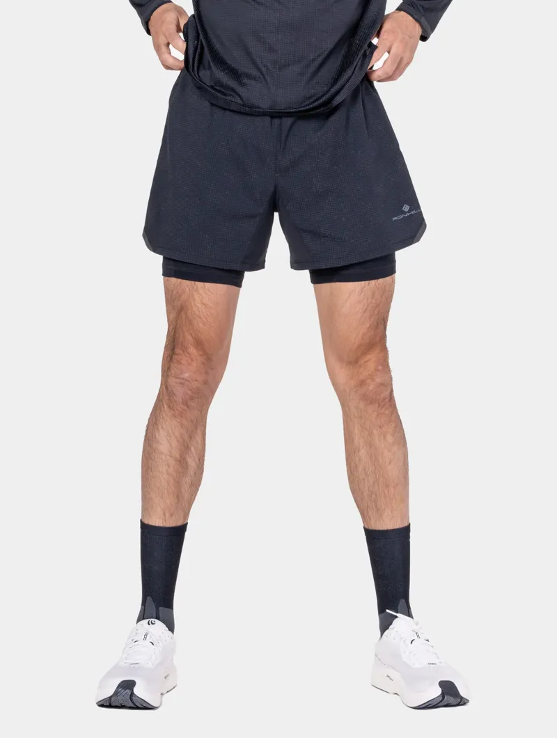 Ronhill Mens Tech Reflect Lux 5 Inch 2 in 1 Shorts in Black/Reflect-4