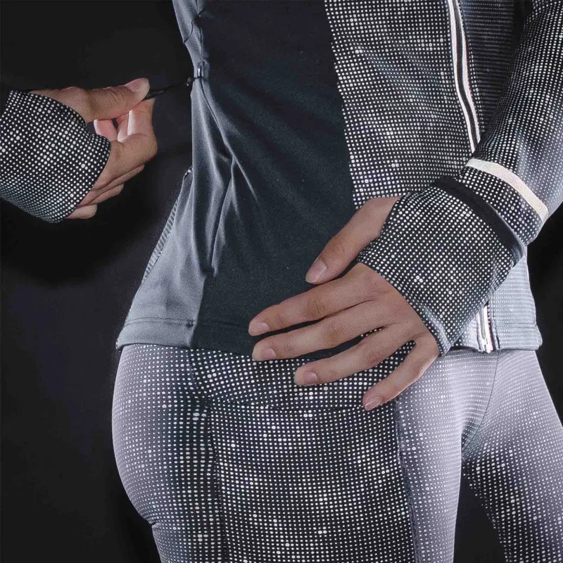 Ronhill Tech Reflect Lux Jacket Womens in Black/Reflect-9