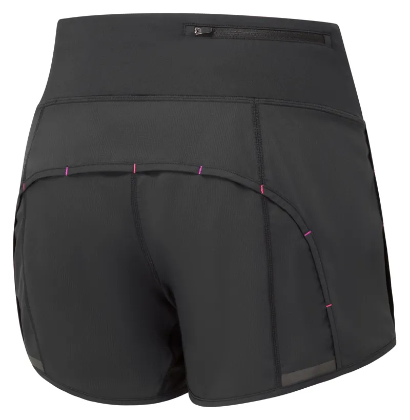 Ronhill Tech 4.5 Inch Short Womens in Black/Razzmatazz-1