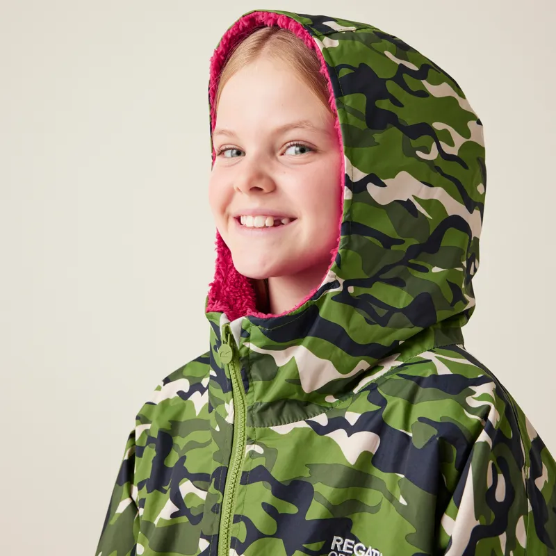 Regatta Junior Waterproof Changing Robe in Cactus Camo/Pink Potion-3