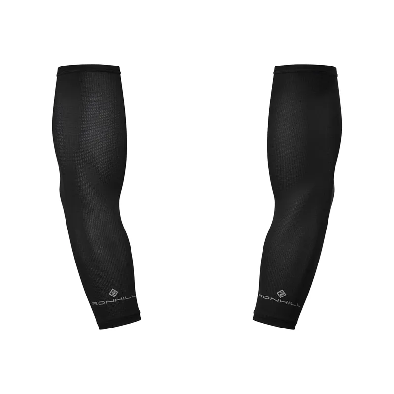 Ronhill Race Arm Sleeves in All Black