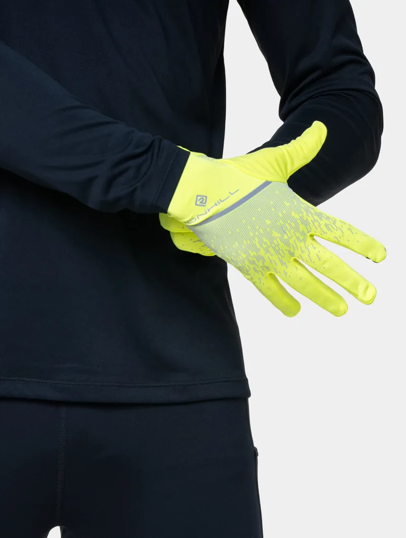 Ronhill Reflect Glove in Fluo Yellow/Reflect-6