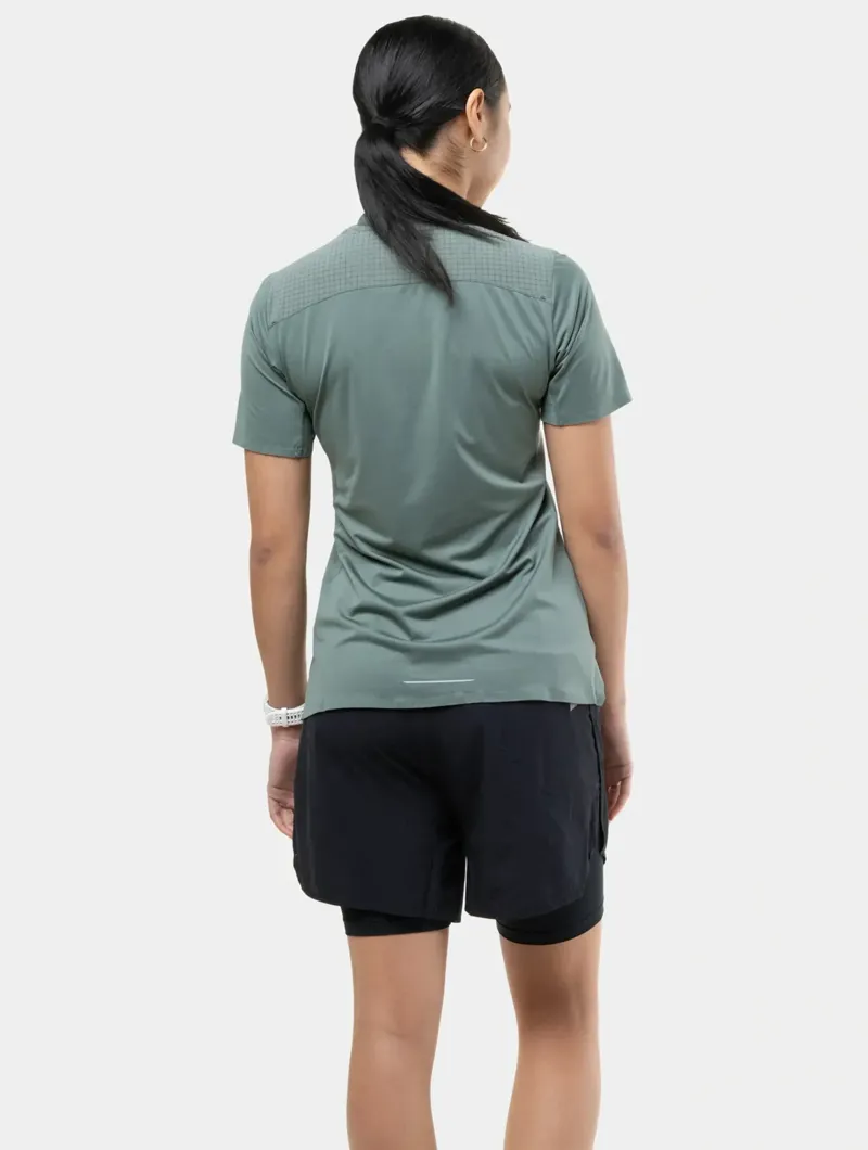 Ronhill Tech All Terrain 5 inch Twin Short Womens in All Black-13