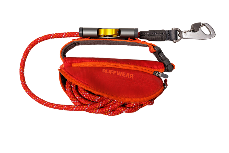 Ruffwear Hitch Hiker Leash in Red Currant-1