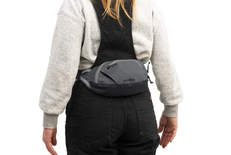 Ruffwear Home Trail Hip Pack Medium in Granite Gray-5