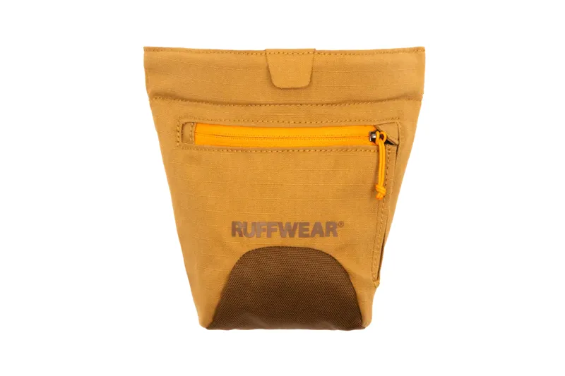 Ruffwear Treat Trader Dog Treat Pouch Medium in Brown Bear
