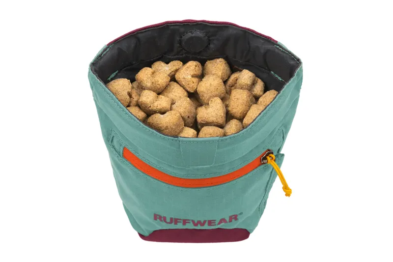 Ruffwear Treat Trader Dog Treat Pouch Medium in River Rock Green-1