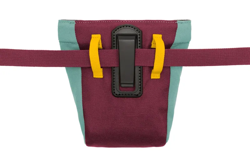 Ruffwear Treat Trader Dog Treat Pouch Medium in River Rock Green-2
