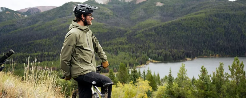 Outdoor Research Stratoburst Stretch Rain Jacket Mens in Solid Cenote-11