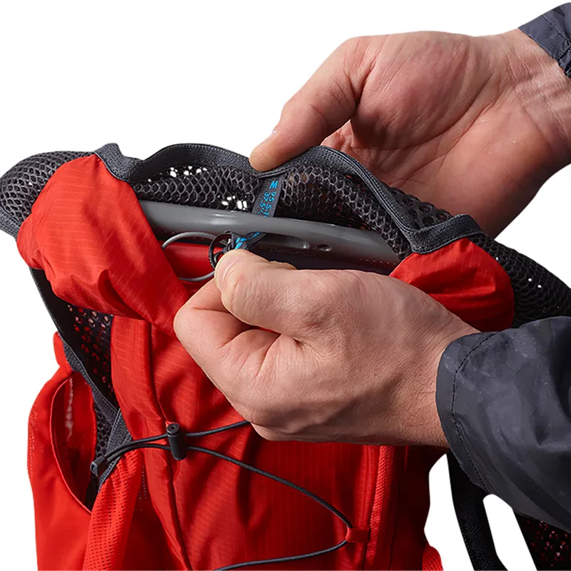 Salomon Soft Reservoir 1.5L in Clear Blue-5
