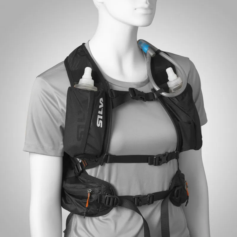 Silva Strive Mountain Pack 17+3 in Black-13