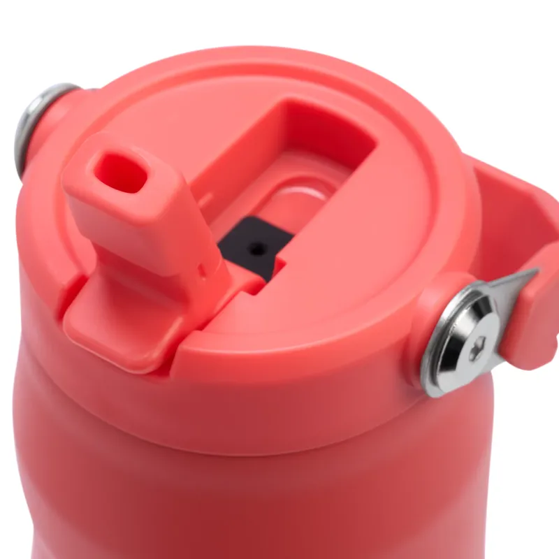 Stanley IceFlow Bottle Flip Straw 2.0 0.7L in Hot Coral-2