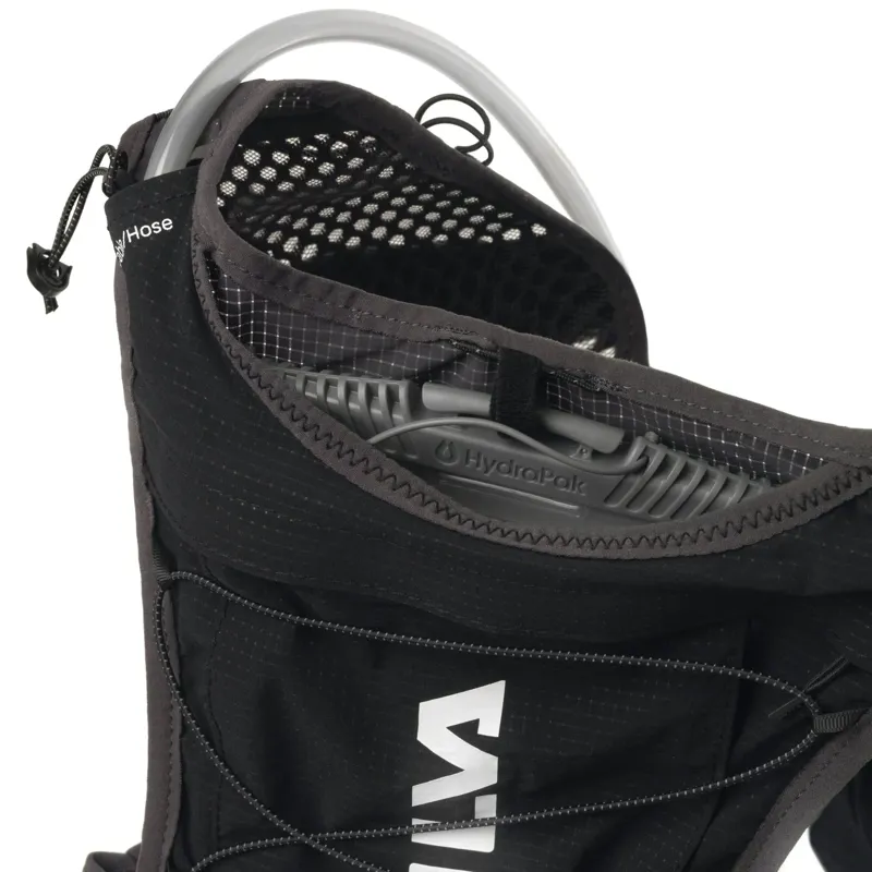 Silva Strive 10 Running Vest in Black-5