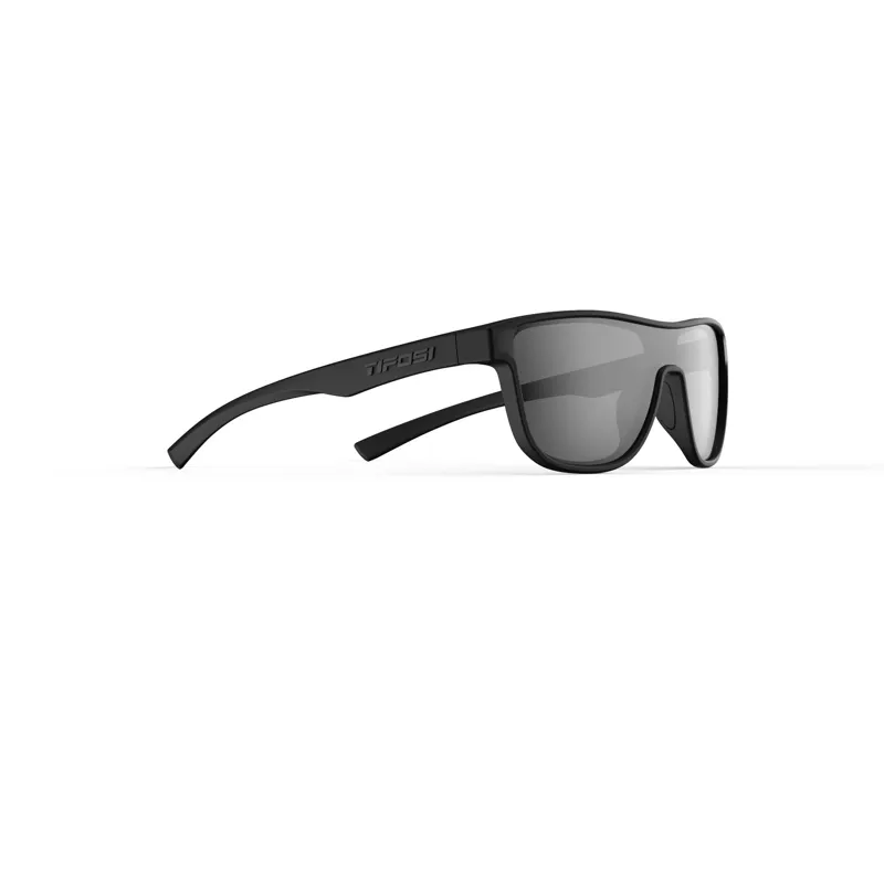 Tifosi Sizzle Sunglasses in Blackout Smoke-3