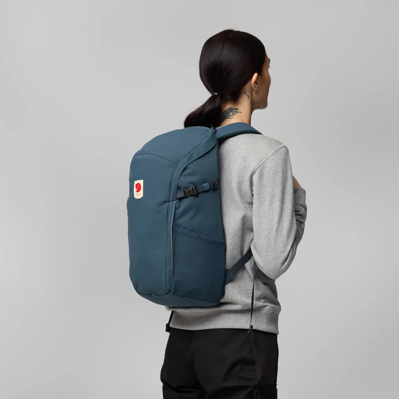 Fjallraven Ulvo 23 Daypack in Black-3