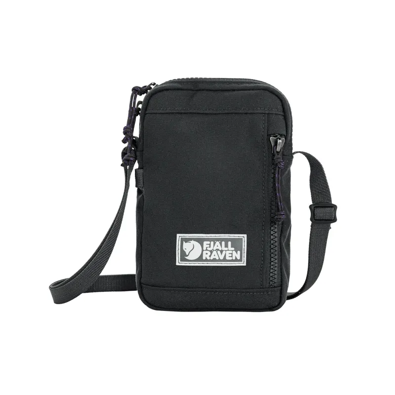 Fjallraven Vardag Pocket Small in Coal Black-1