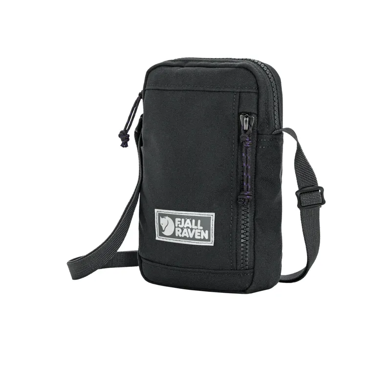 Fjallraven Vardag Pocket Small in Coal Black