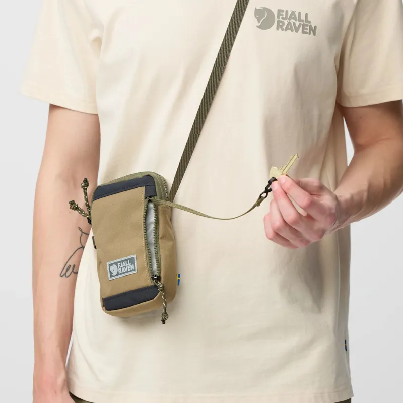 Fjallraven Vardag Pocket Small in Green/Clay-6