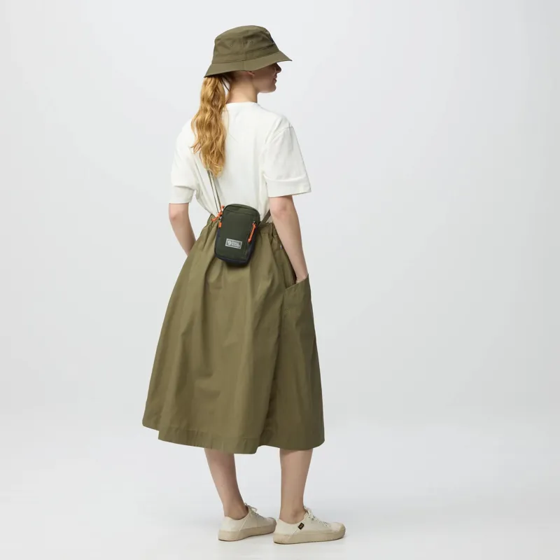 Fjallraven Vardag Pocket Small in Coal Black-7