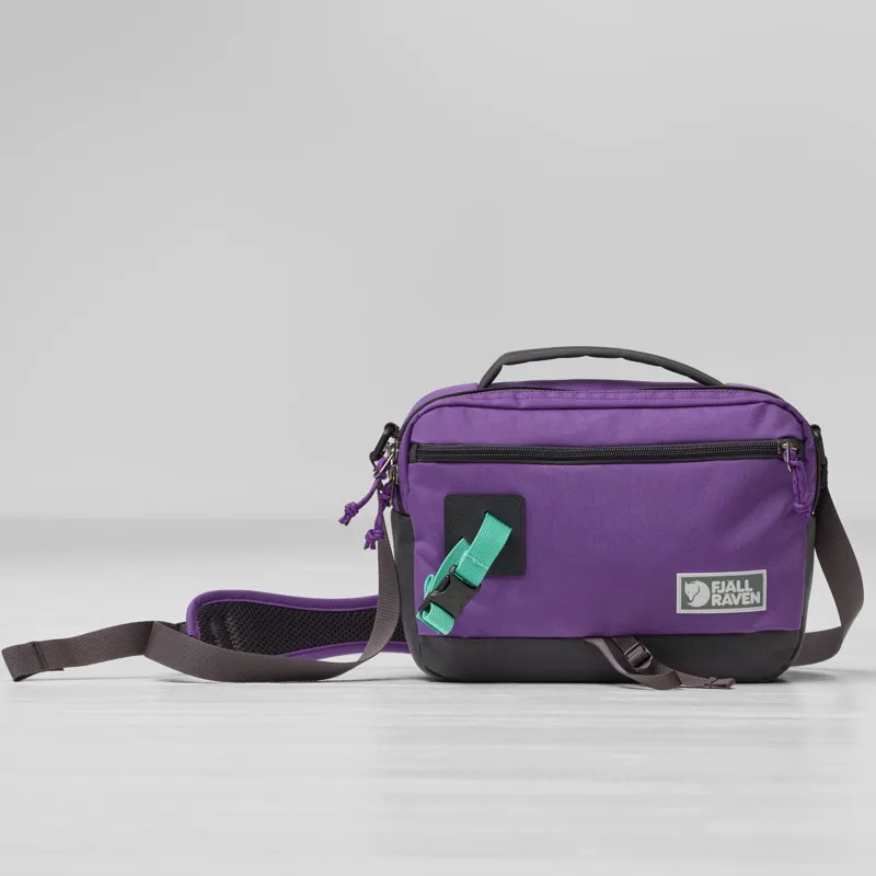 Fjallraven Vardag Shoulder Bag 6 in Coal Black-8