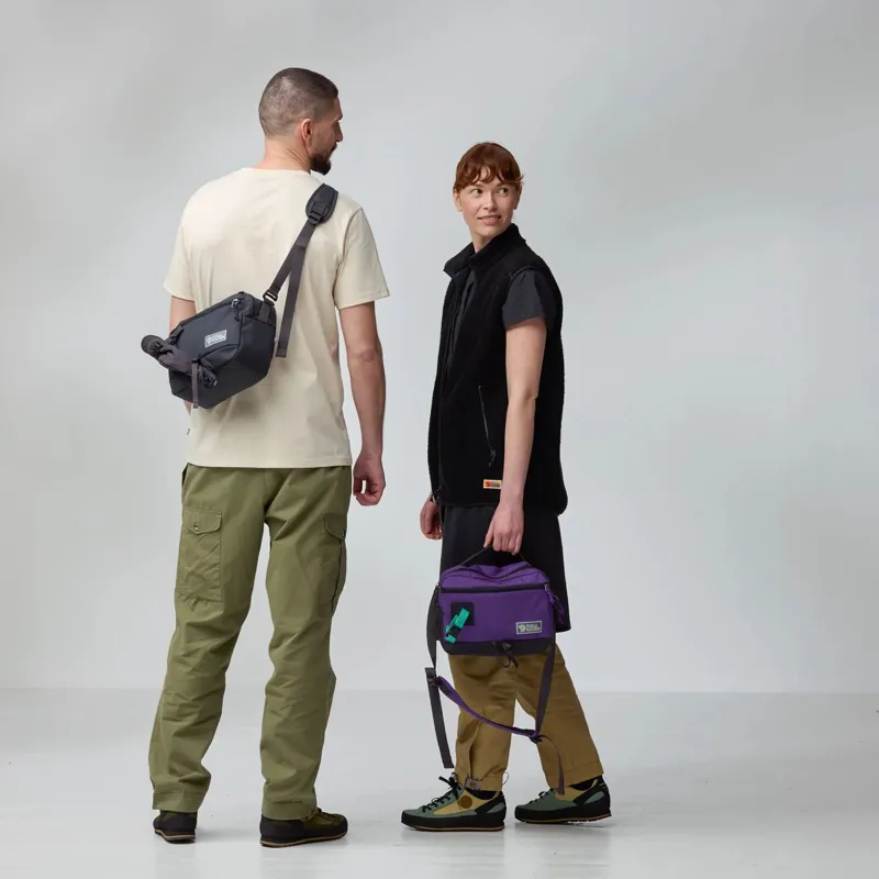Fjallraven Vardag Shoulder Bag 6 in Coal Black-12