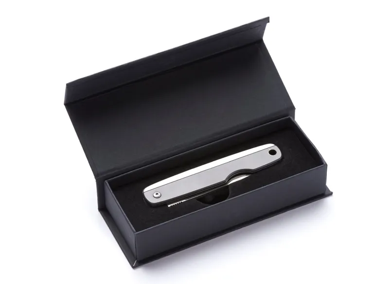 Whitby Kent EDC Pocket Knife in Mahogany Wood-3