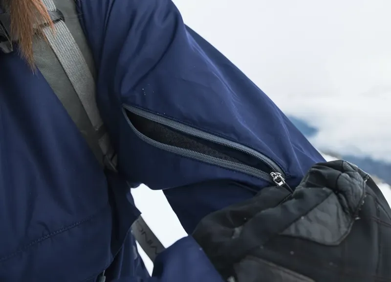 Paramo Velez Adventure Smock Womens in Midnight-3